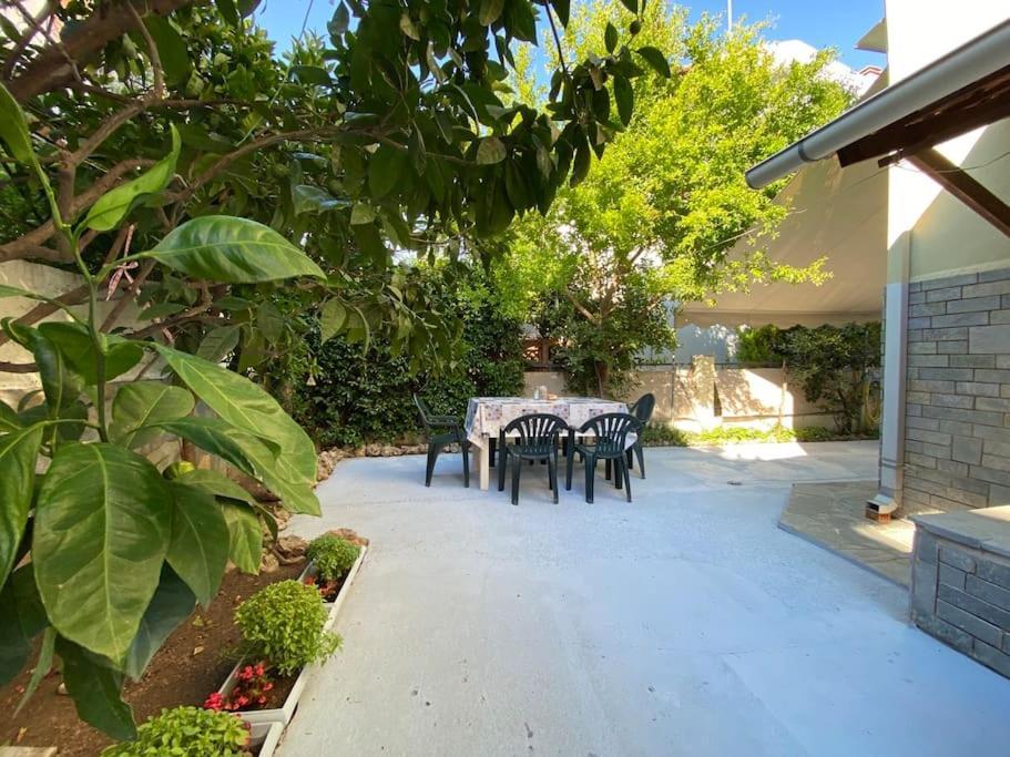 PalaiónTsiflíkion Strati'S Place מראה חיצוני תמונה